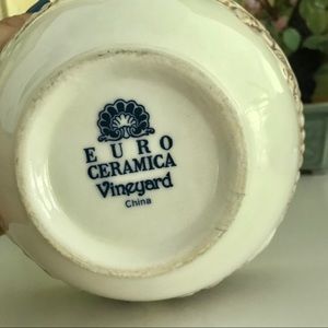 Vintage Dining - Vintage Euro Ceramica Vineyard Bowl w/Grapes EUC Vintage Dining - Vintage Euro Ceramica Vineyard Bowl w/Grapes EUC